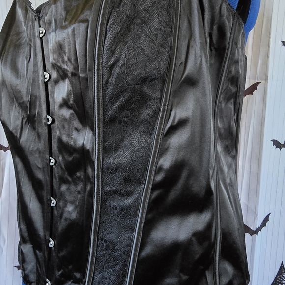 Torrid size 5 corset - Picture 3 of 4